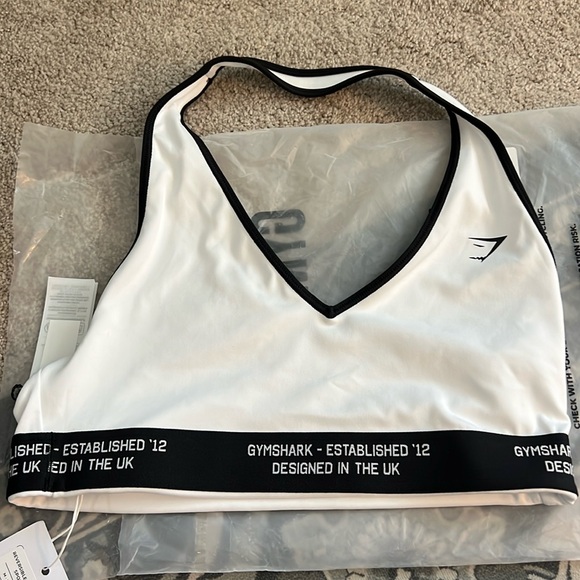 Gymshark Tops Gymshark Reversible Halter Neck Sports Bra Light